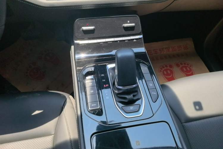 Used Wuling Victory 2022 280T 1.5T CVT Flagship Edition Gear Lever