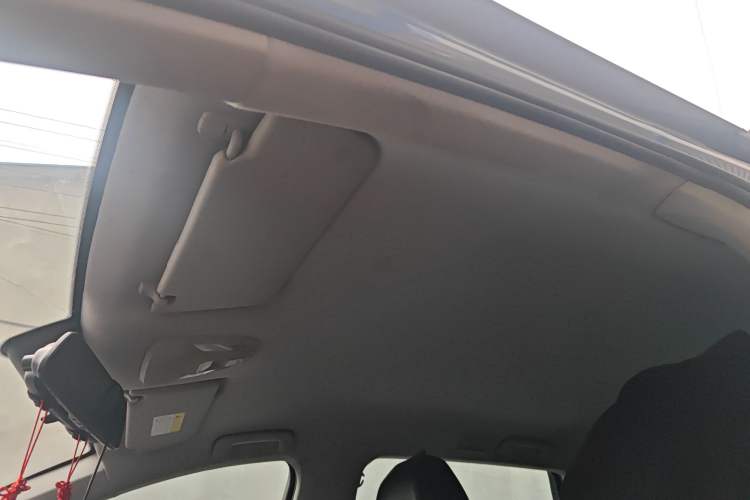 Used Wuling Victory 2022 1.5T CVT Elite Version Headliner