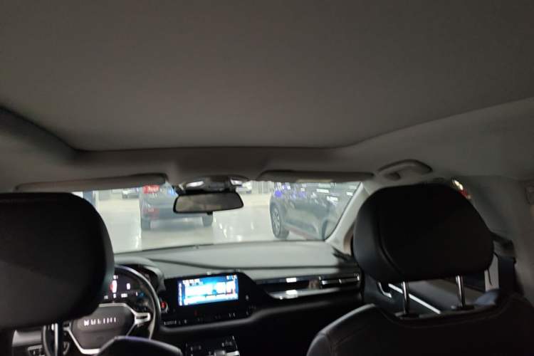 Used Wuling Victory 2022 280T 1.5T CVT Flagship Edition Headliner