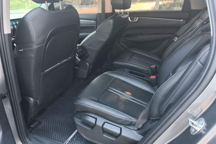 Used Wuling Victory 2022 280T 1.5T CVT Flagship Edition Left Rear Seat