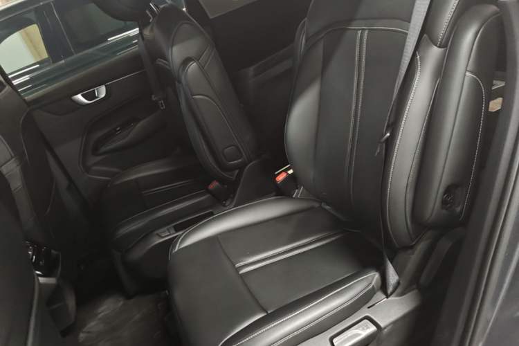 Used Wuling Victory 2022 280T 1.5T CVT Flagship Edition Left Rear Seat