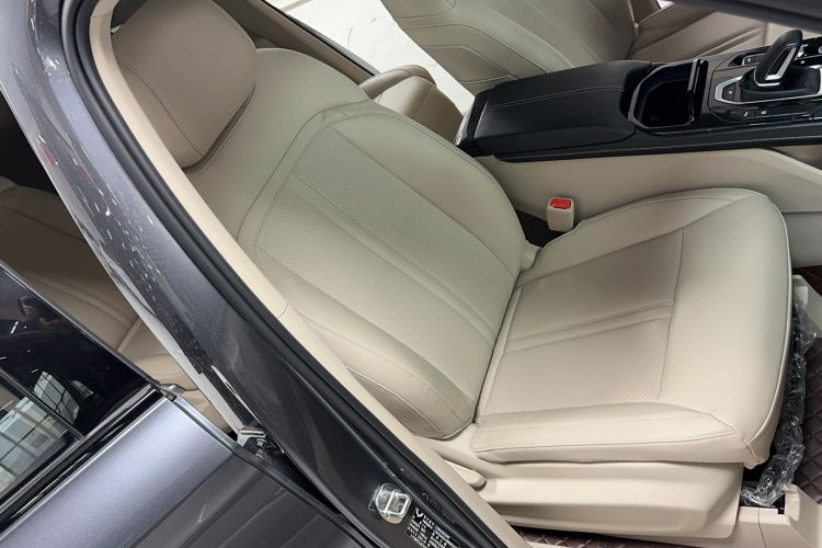 Used Wuling Victory 2022 280T 1.5T CVT Flagship Edition Right Front Seat