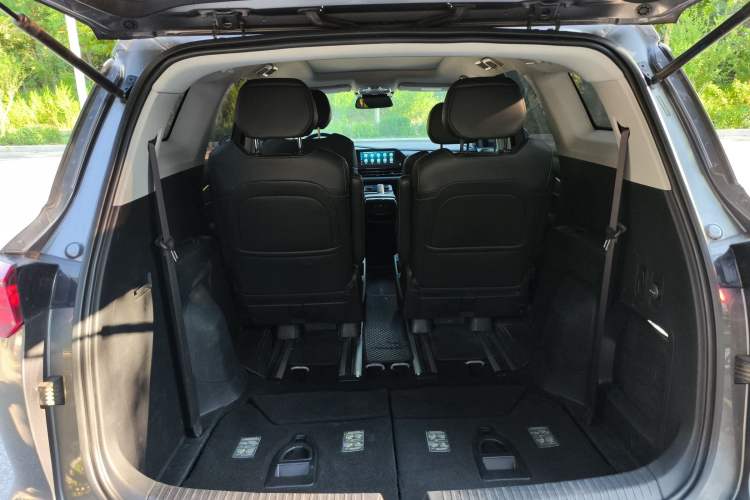 Used Wuling Victory 2022 280T 1.5T CVT Flagship Edition Trunk