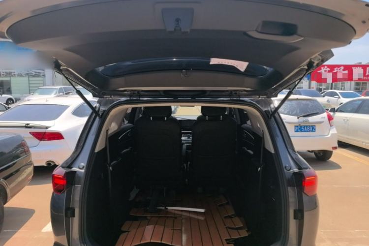 Used Wuling Victory 2022 280T 1.5T CVT Flagship Edition Trunk