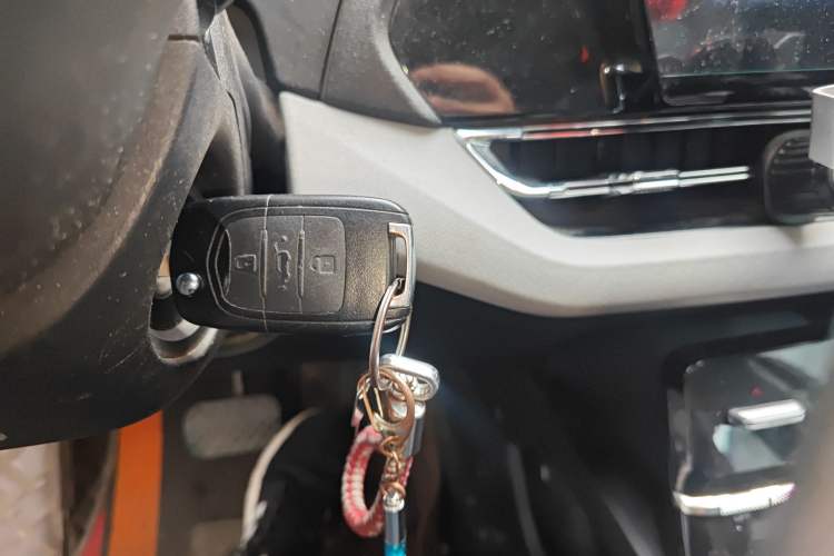 Used Wuling Victory 2022 1.5T CVT Elite Version Vehicle Key