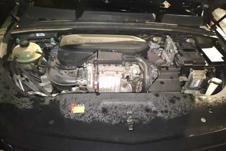 Used Wuling Victory 2022 280T 1.5T CVT Flagship Edition Engine Bay