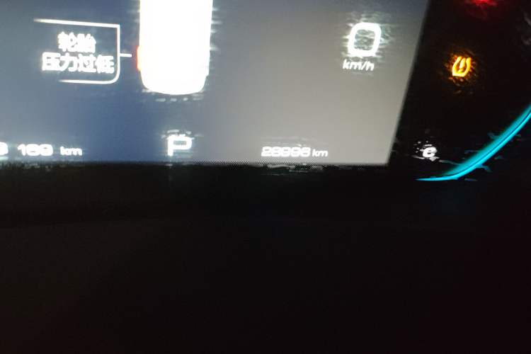 Used Wuling Victory 2022 280T 1.5T CVT Flagship Edition Odometer Close Up