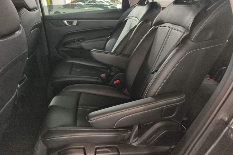 Used Wuling Victory 2022 280T 1.5T CVT Flagship Edition Left Rear Seat