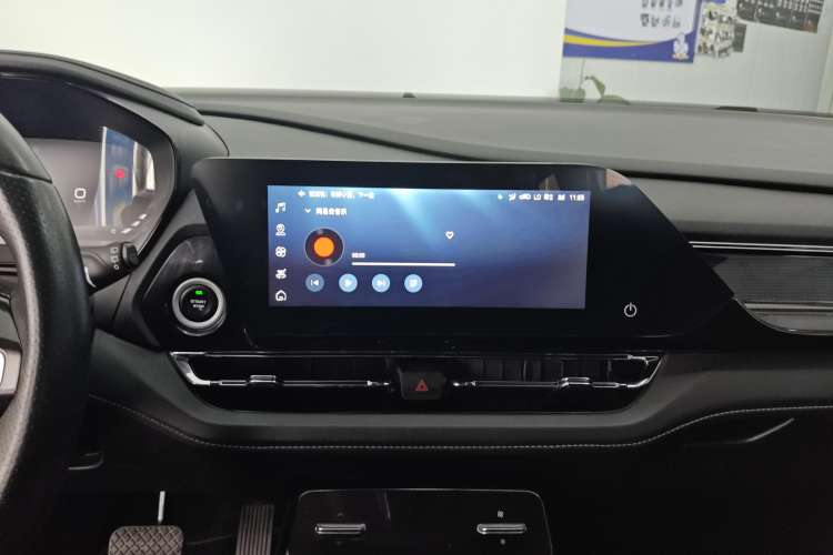 Used Wuling Victory 2022 280T 1.5T CVT Flagship Edition Audio And AC Panel
