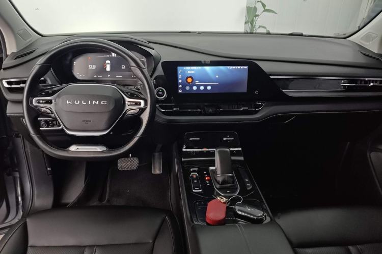 Used Wuling Victory 2022 280T 1.5T CVT Flagship Edition Center Console