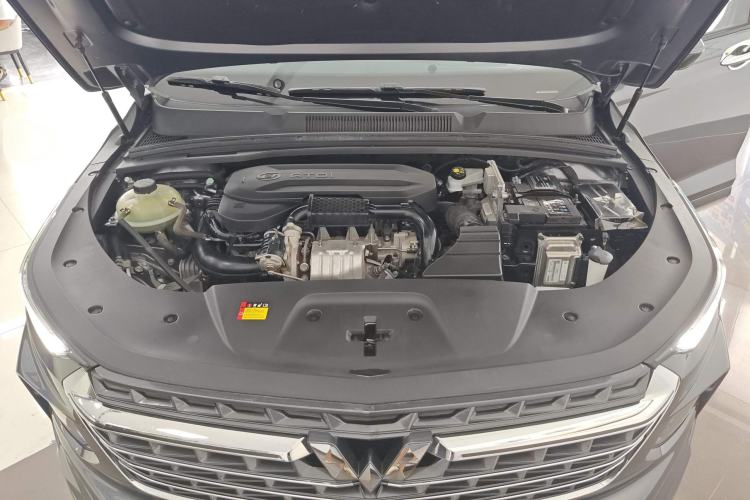 Used Wuling Victory 2022 280T 1.5T CVT Flagship Edition Engine Bay