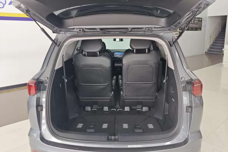 Used Wuling Victory 2022 280T 1.5T CVT Flagship Edition Trunk