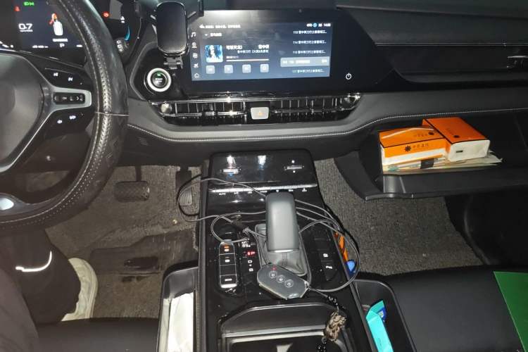 Used Wuling Victory 2022 280T 1.5T CVT Flagship Edition Audio And AC Panel