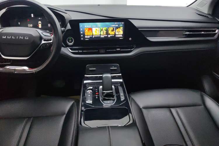 Used Wuling Victory 2022 280T 1.5T CVT Flagship Edition Audio And AC Panel
