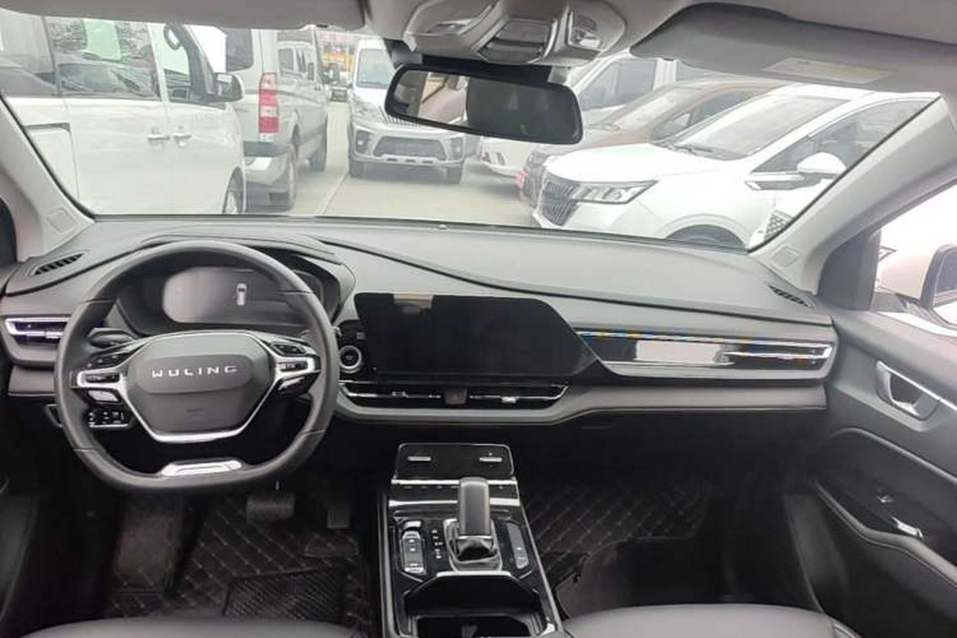 Used Wuling Victory 2022 280T 1.5T CVT Flagship Edition Center Console