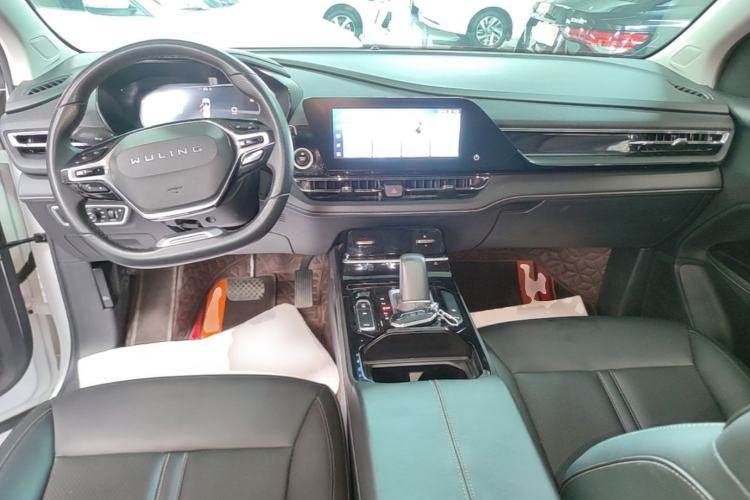 Used Wuling Victory 2022 280T 1.5T CVT Flagship Edition Center Console