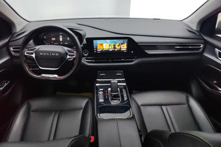 Used Wuling Victory 2022 280T 1.5T CVT Flagship Edition Center Console