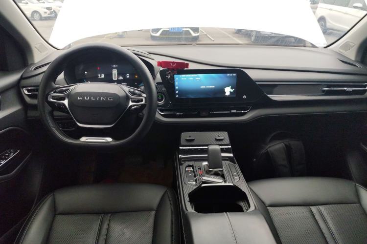 Used Wuling Victory 2022 280T 1.5T CVT Flagship Edition Center Console