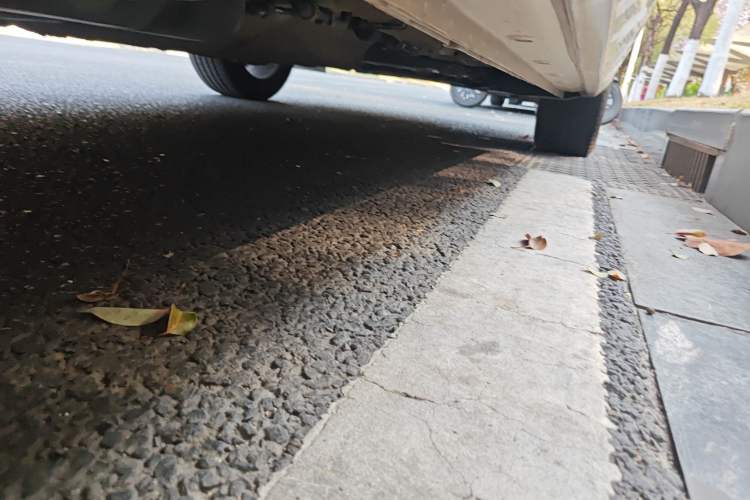 Used Wuling Victory 2022 1.5T Manual Elite Edition Chassis Rear Right