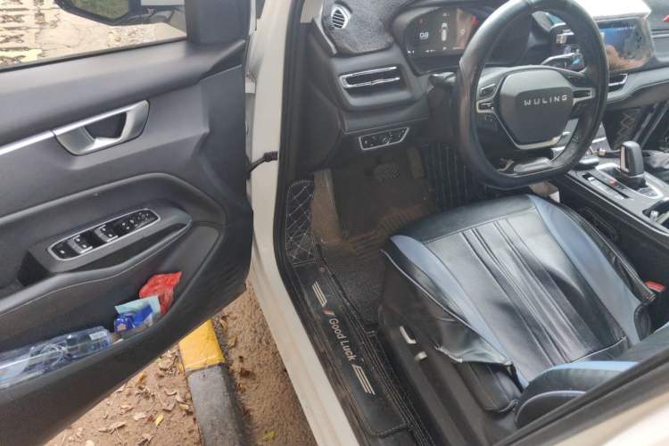 Used Wuling Victory 2022 280T 1.5T CVT Flagship Edition Driver Seat