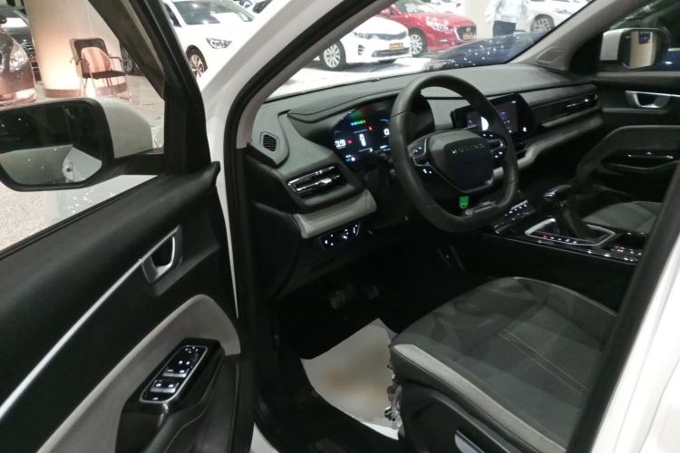 Used Wuling Victory 2022 1.5T CVT Elite Version Driver Seat