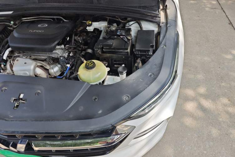 Used Wuling Victory 2022 1.5T Manual Elite Edition Engine Bay Left