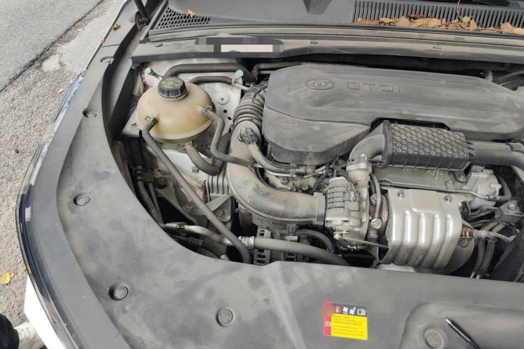 Used Wuling Victory 2022 280T 1.5T CVT Flagship Edition Engine Bay Right