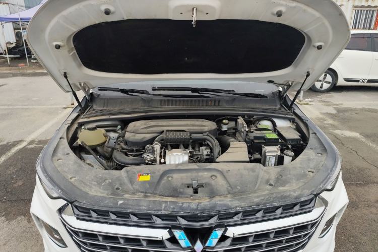 Used Wuling Victory 2022 280T 1.5T CVT Flagship Edition Engine Bay