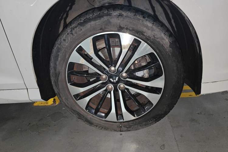 Used Wuling Victory 2022 280T 1.5T CVT Flagship Edition Exterior 1