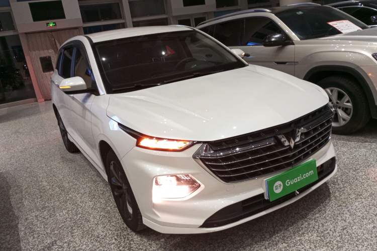 Used Wuling Victory 2022 1.5T CVT Elite Version Exterior 1