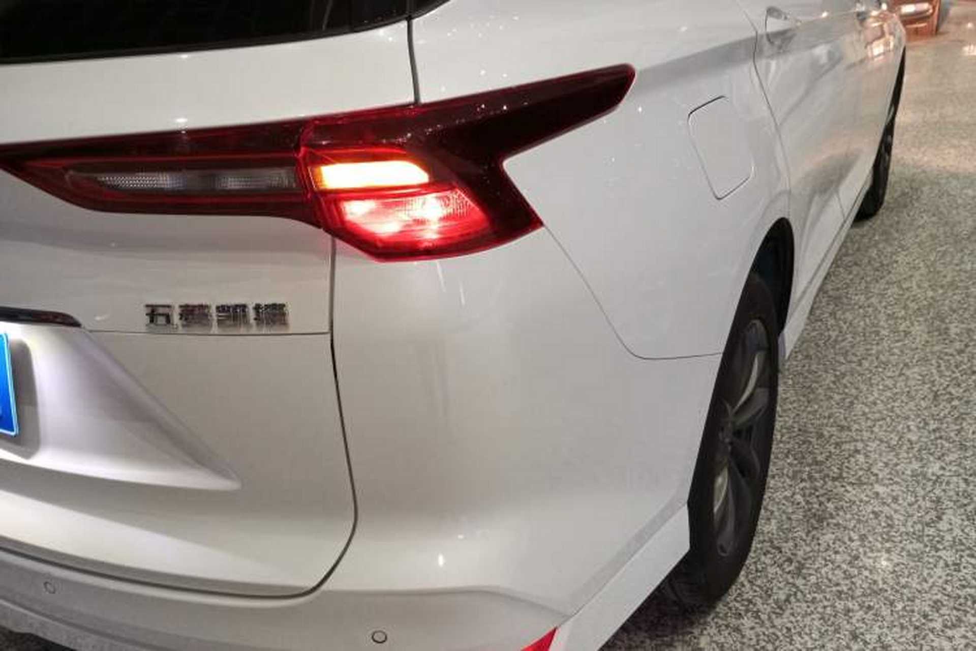 Used Wuling Victory 2022 1.5T CVT Elite Version Exterior 2