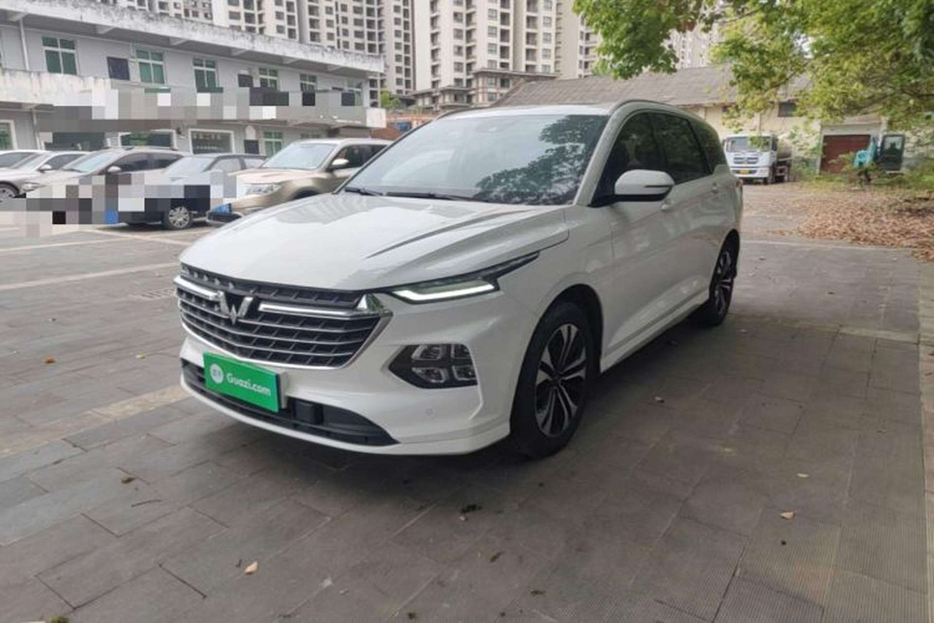Used Wuling Victory 2022 Revised Version 280T 1.5T CVT Flagship Edition Front Left 45 Deg