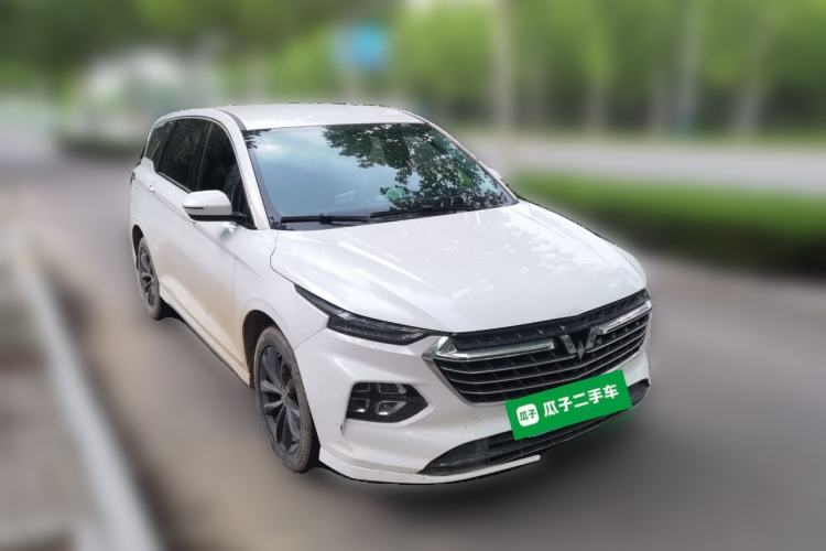 Used Wuling Victory 2022 1.5T CVT Prestige Model Front Right 45 Deg