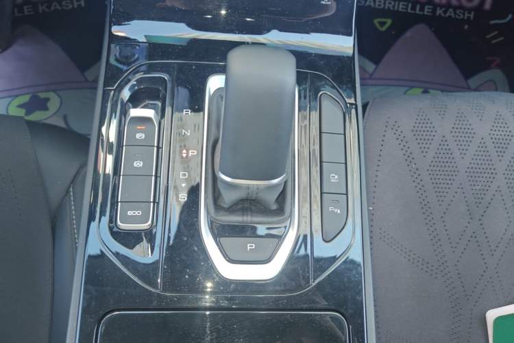 Used Wuling Victory 2022 Revised Version 280T 1.5T CVT Flagship Edition Gear Lever