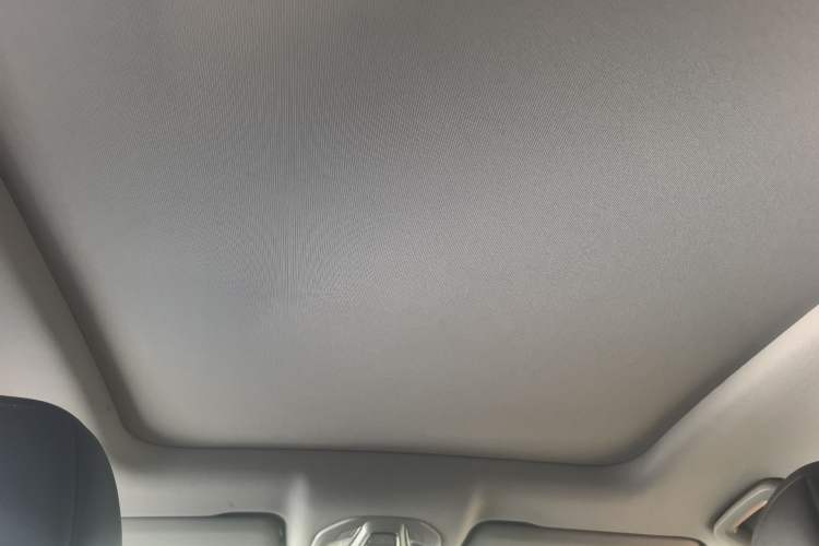 Used Wuling Victory 2022 280T 1.5T CVT Flagship Edition Headliner