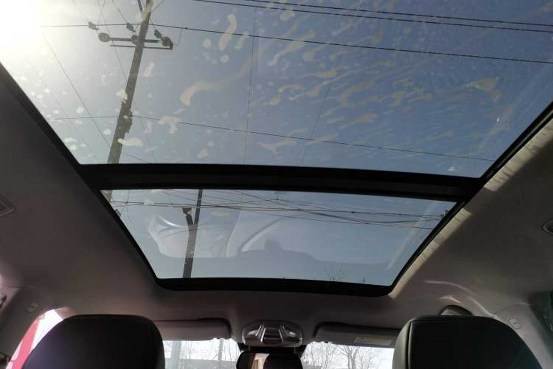 Used Wuling Victory 2022 280T 1.5T CVT Flagship Edition Headliner
