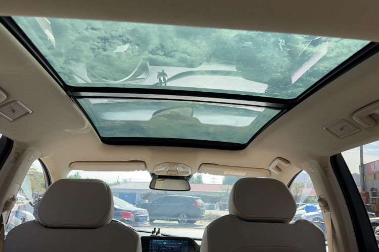 Used Wuling Victory 2022 280T 1.5T CVT Flagship Edition Headliner
