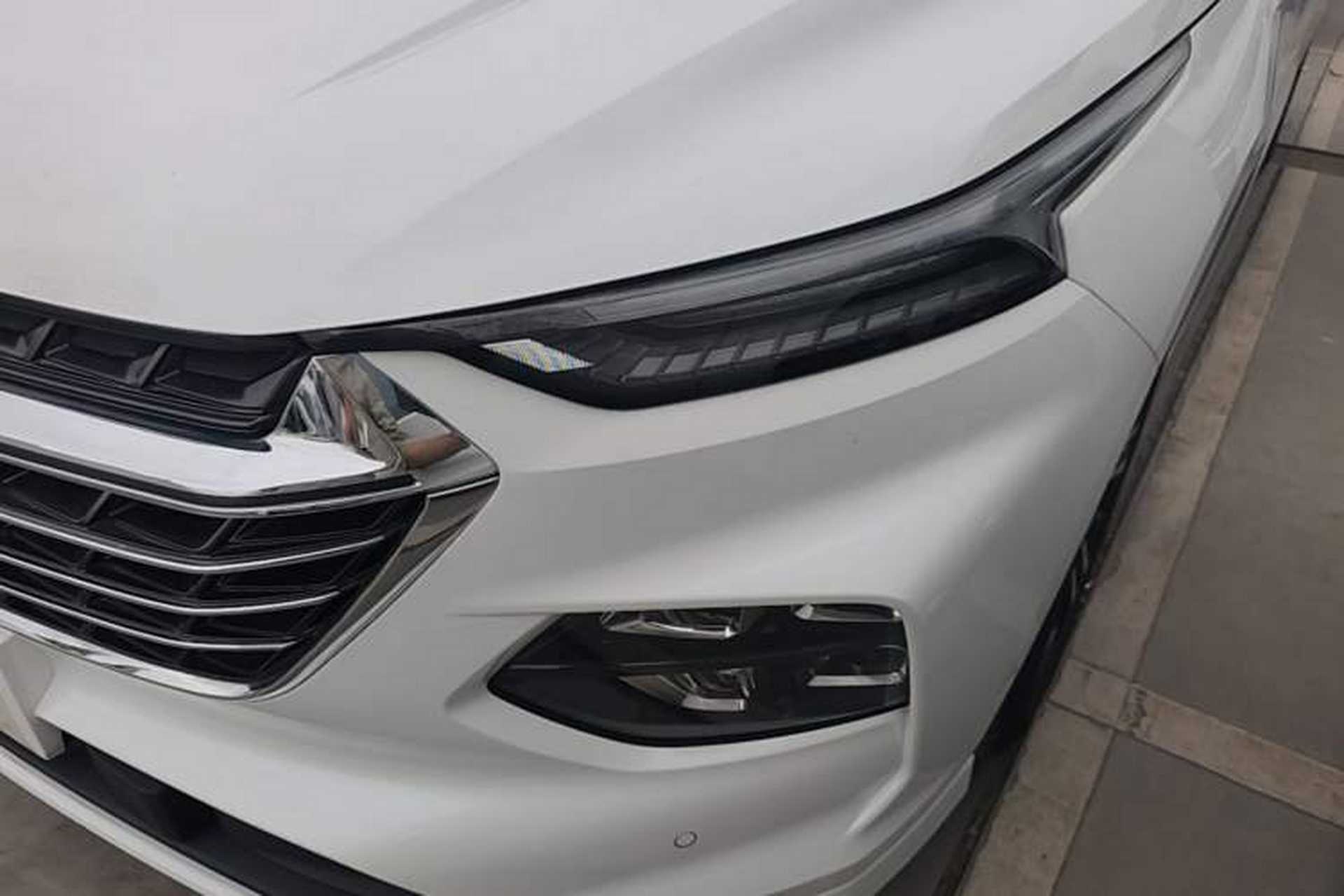 Used Wuling Victory 2022 280T 1.5T CVT Flagship Edition Left Front Headlight