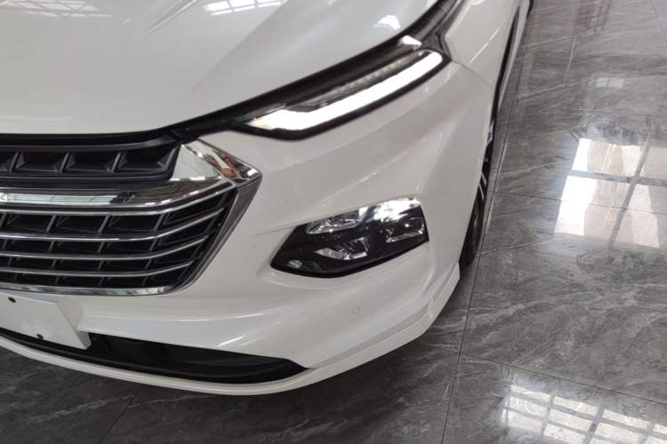 Used Wuling Victory 2022 280T 1.5T CVT Flagship Edition Left Front Headlight