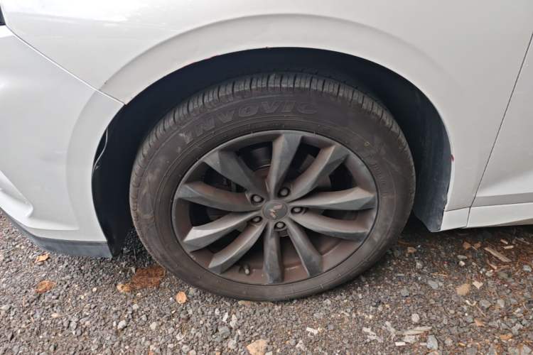 Used Wuling Victory 2022 1.5T CVT Elite Version Left Front Wheel Hub