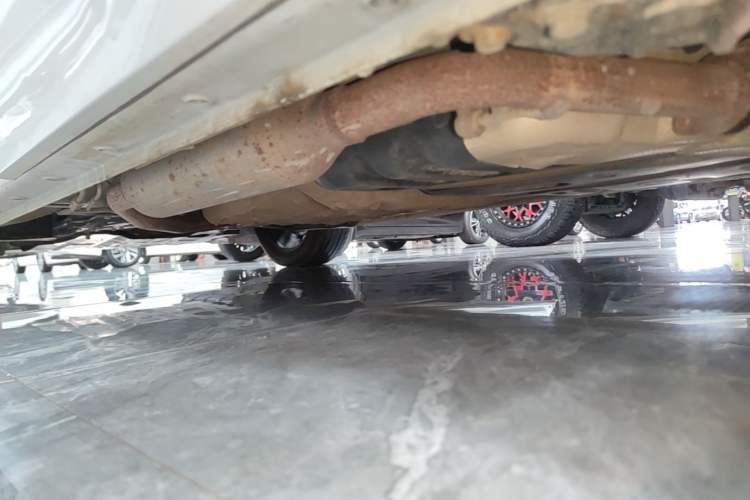 Used Wuling Victory 2022 280T 1.5T CVT Flagship Edition Left Side Sill