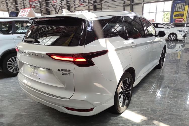 Used Wuling Victory 2022 280T 1.5T CVT Flagship Edition Rear Right 45 Deg