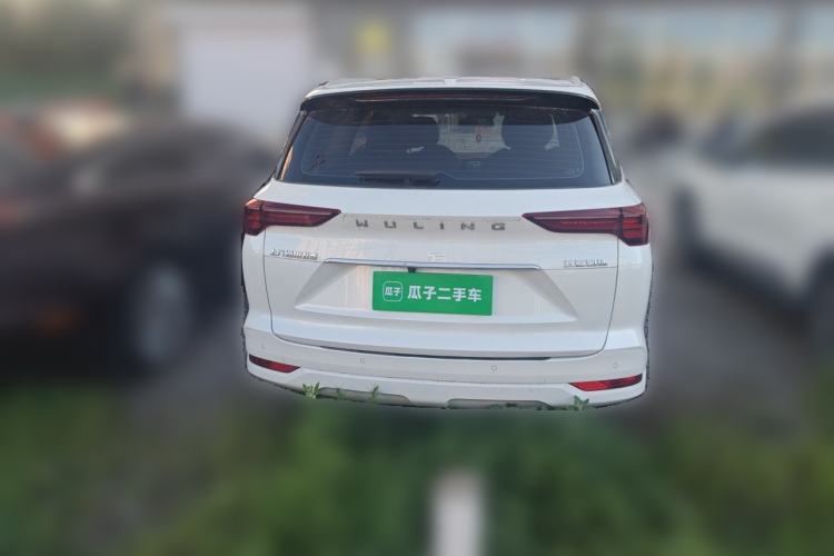 Used Wuling Victory 2022 Revised Version 280T 1.5T CVT Flagship Edition Rear
