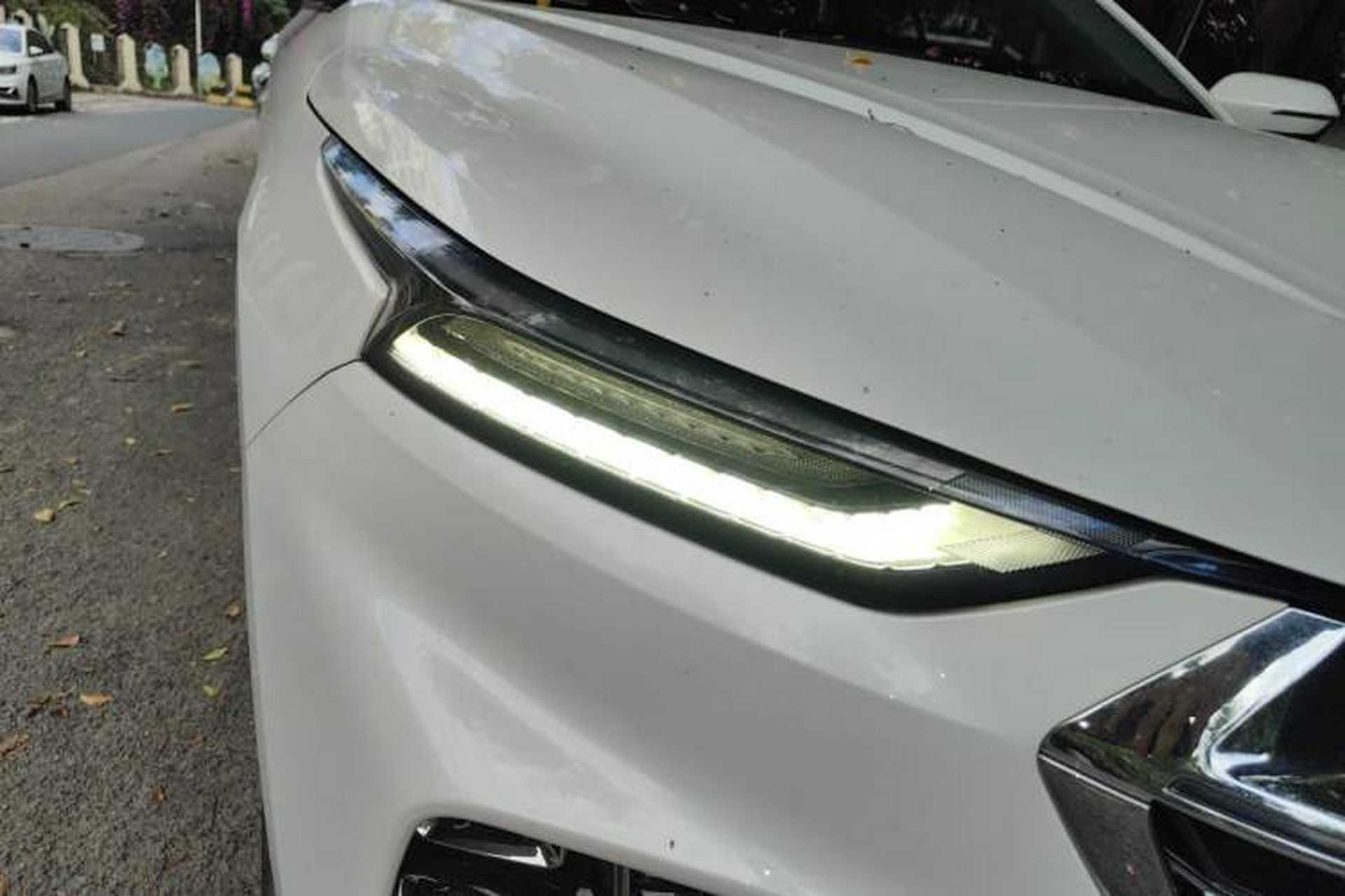 Used Wuling Victory 2022 280T 1.5T CVT Flagship Edition Right Front Headlight