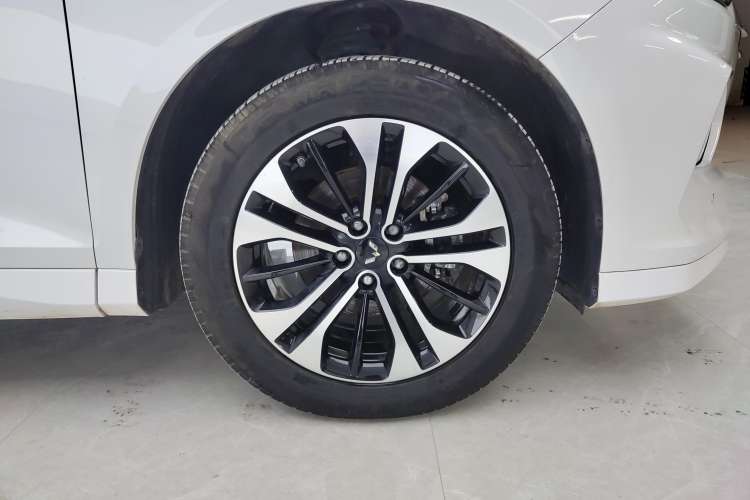 Used Wuling Victory 2022 280T 1.5T CVT Flagship Edition Right Front Wheel Hub