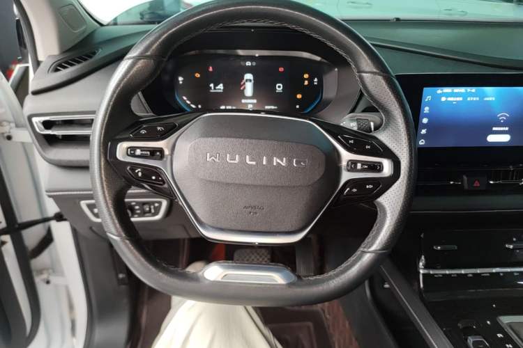 Used Wuling Victory 2022 280T 1.5T CVT Flagship Edition Steering Wheel
