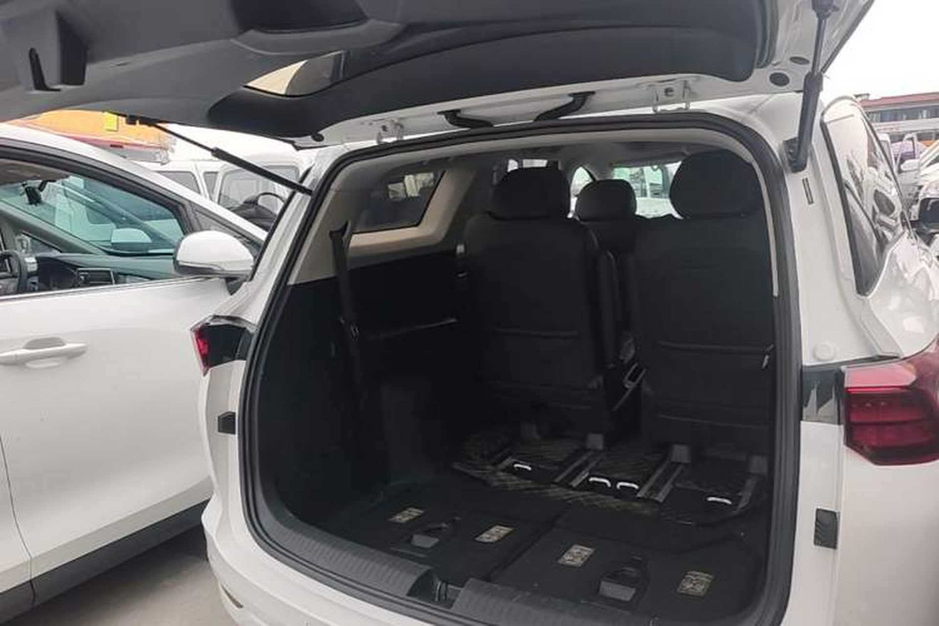 Used Wuling Victory 2022 280T 1.5T CVT Flagship Edition Trunk