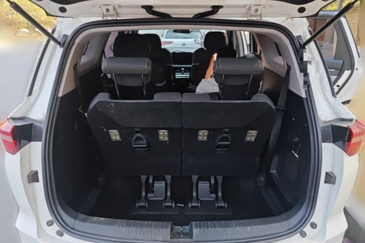 Used Wuling Victory 2022 1.5T Manual Elite Edition Trunk