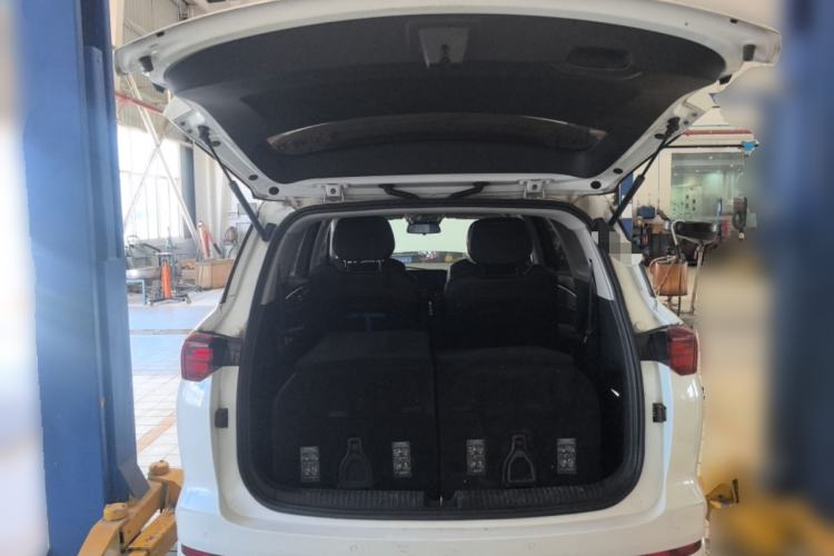 Used Wuling Victory 2022 280T 1.5T CVT Flagship Edition Trunk