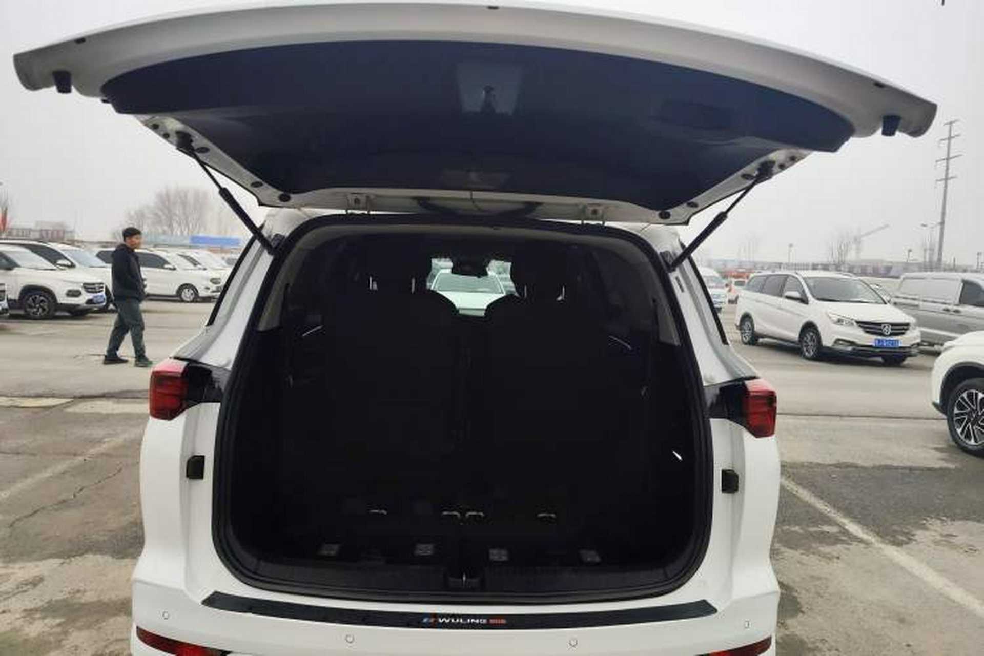 Used Wuling Victory 2022 280T 1.5T CVT Flagship Edition Trunk
